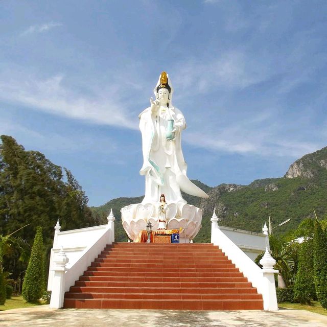 วัดหุบตาโคตร 🙏🙇‍♀🎁
