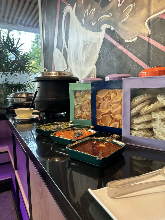 Moxy Bandung โรงแรมสไตล์โมเดิร์นใน Bandung