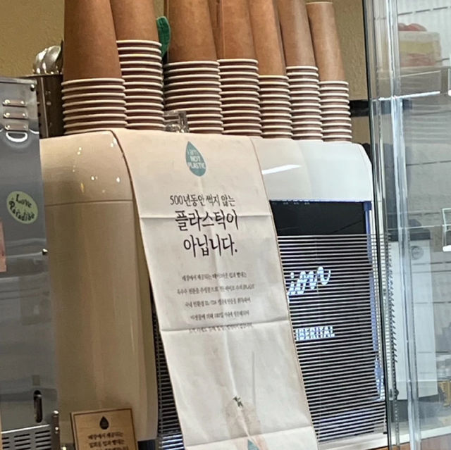 【韓国/釜山】イチゴがたっぷり入ったショートケーキ🍰