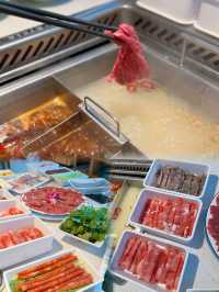 「深圳超市型平價火鍋，鮮牛肉低至¥18！」有k 唱有牌打