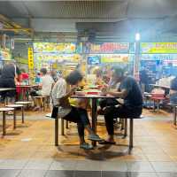 Singapore Famous Hawker Local Food at 85 Bedok. 