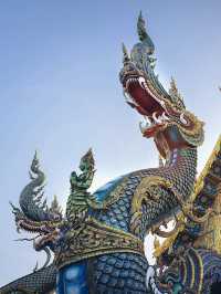 วัดร่องเสือเต้น วัดสีน้ำเงินแห่งเดียวในเชียงราย