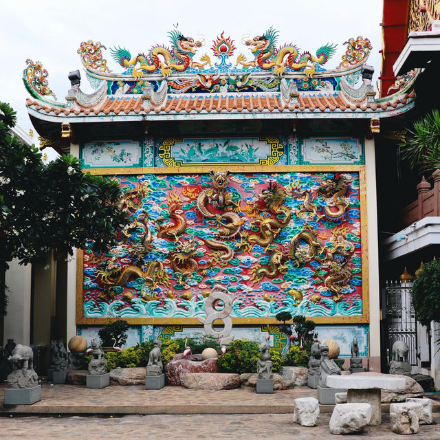 วัดกระทุ่มเสือปลา 