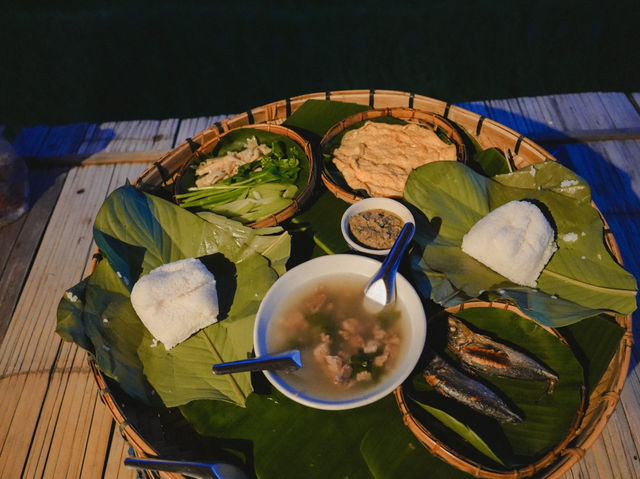 นาขั้นบันได บ้านปางมะโอ  คนละ 650 บาท