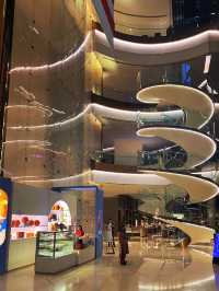 Elegant 5 stars hotel in the city centre 🌁🌆