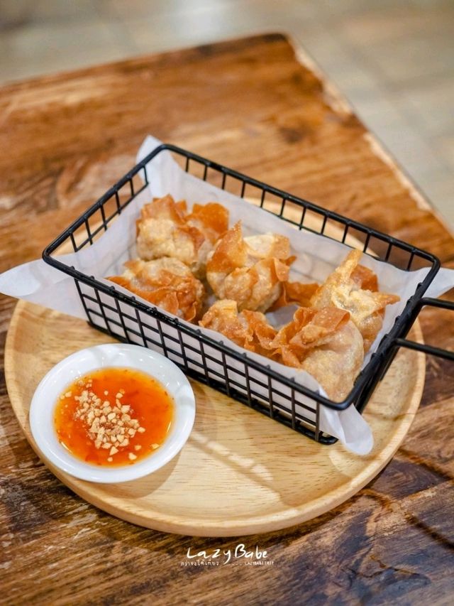 ข้าวด้งหมูแดงเตาถ่าน ศิริราช วังหลัง