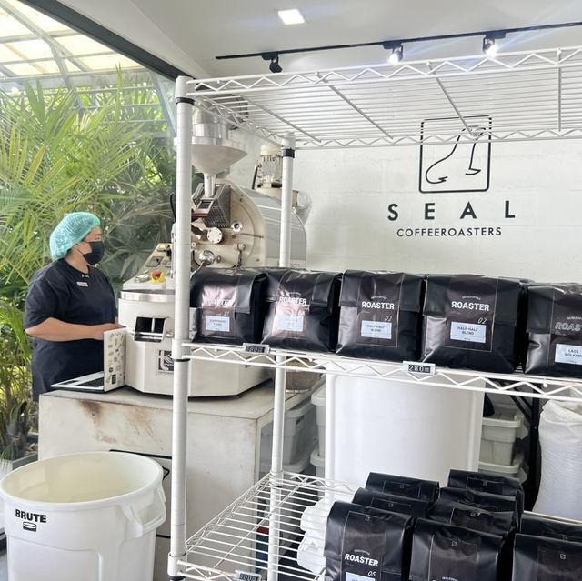 S E A L COFFEEHOUSE กาแฟอุ้งๆ