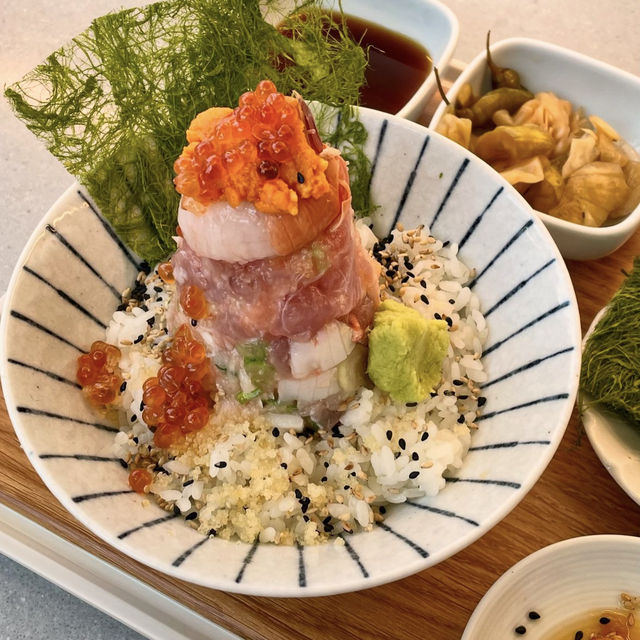 【韓国】サーモン好きの為のサーモンでできた麺が食べれるお店🧡