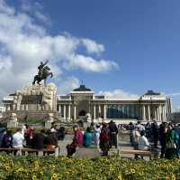 Sükhbaatar Square: The Pulse of Ulaanbaatar