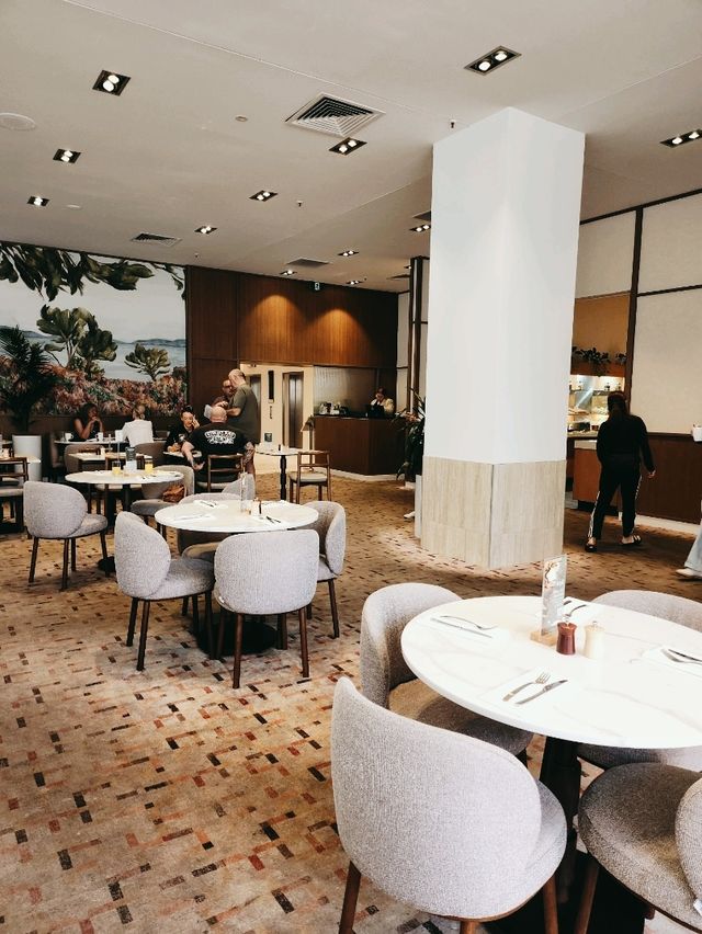 🇦🇺 Breakfast buffet in Brisbane City, Australia