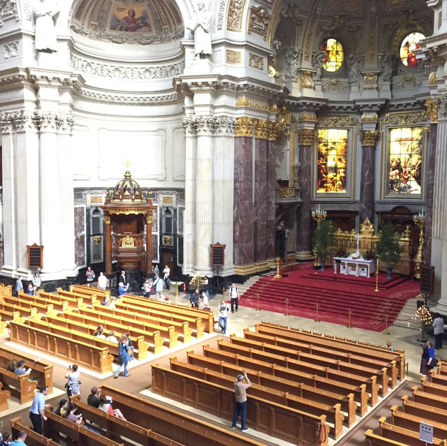 🌟🕍 神聖美妙：探訪柏林主教座堂的奇幻旅程🇩🇪🌿