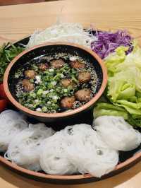 영도의 신상맛집, 베트남 남부식 쌀국수(후띠우)를 하는 후띠우미엔남