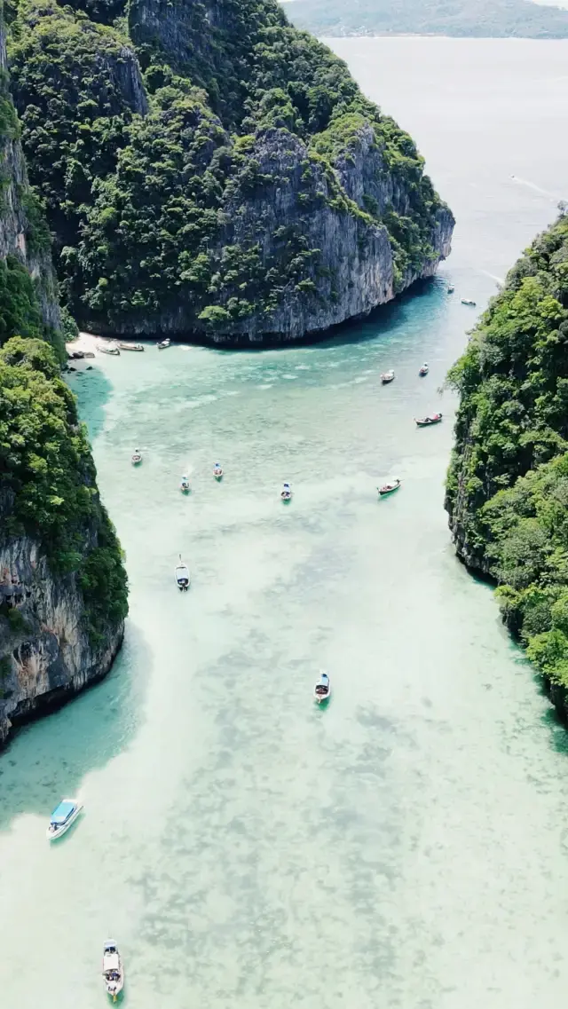 อ่าวปิเละ จ.กระบี่ 