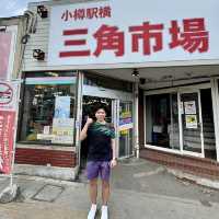 小樽三角市場-海鮮愛好者必到海鮮市場，螃蟹新鮮，丼飯足料