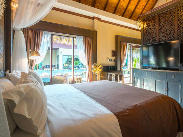 Khum Damnoen Resort