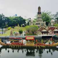 Miniature Marvels: Exploring Asia’s Icons at Miniland, Legoland!