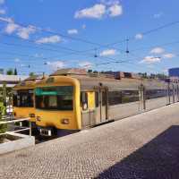 바다를 보며 달리는 철도,아름다운 카스카이스 종착역 Estação de Comboios De CASCAIS