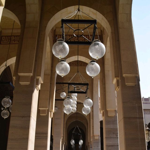 The majestic of Al-Fateh Grand Mosque