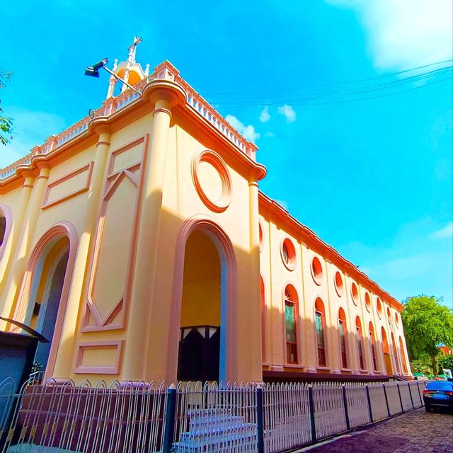 Saint Francis Xavier สามเสน