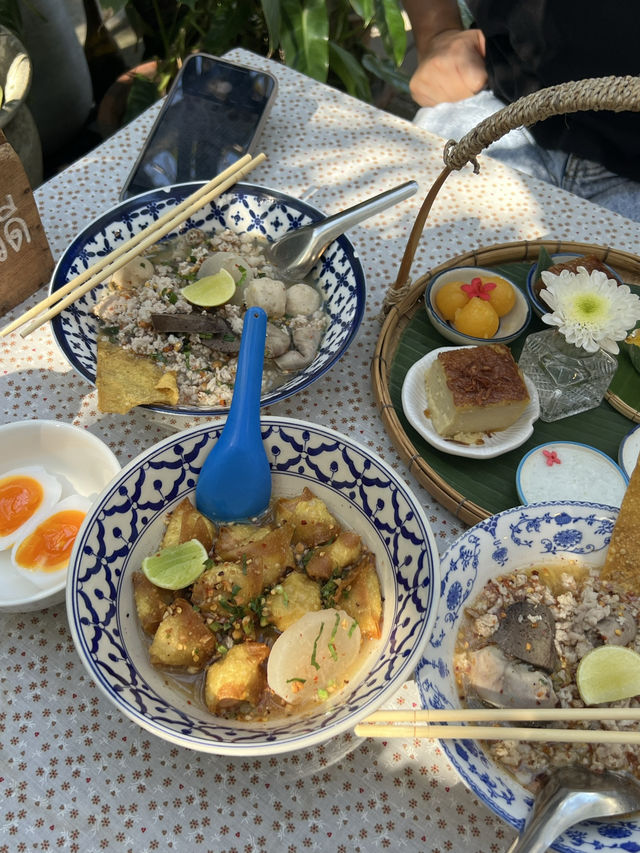 ร้านก๋วยเตี๋ยวเทสดี บุญปาก