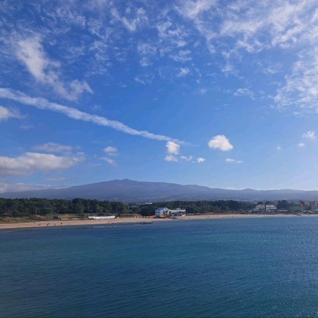 濟洲島梨湖小馬燈塔📸道頭洞彩虹海岸公路🛣️龍頭岩🏞️熱門打卡景點介紹👍