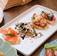 Daisie May's Home Cafe