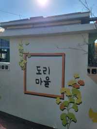 동화같은 은행나무마을이 있는 경주💛