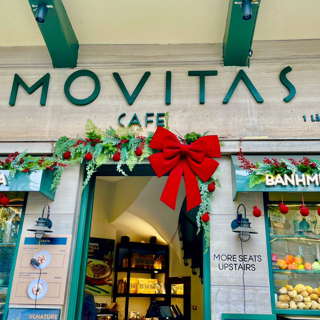 Festive Dining at Movitas Cafe