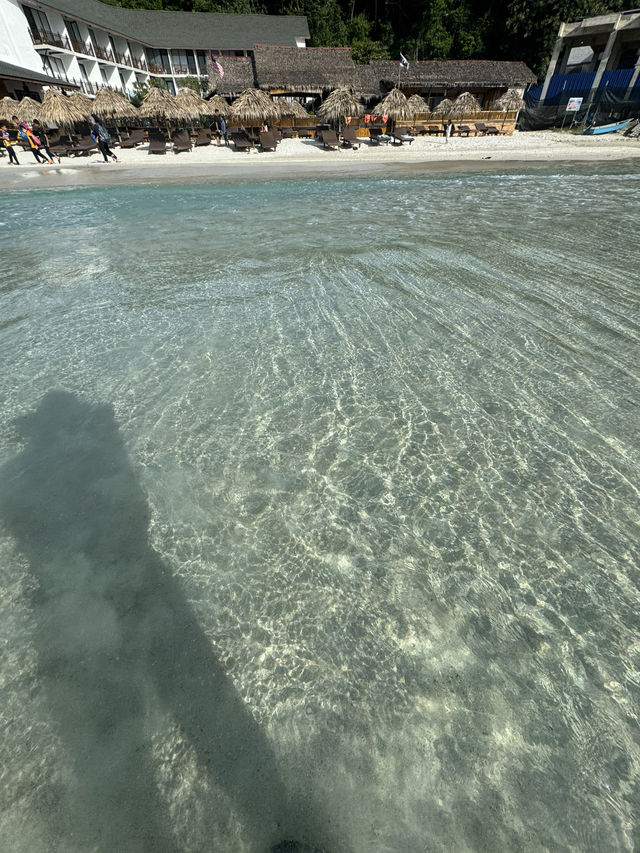 CRYSTAL CLEAR WATER AT PULAU PERHENTIAN MALAYSIA