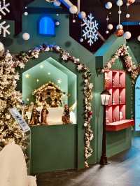 Perfect for Capturing Holiday Magic 📸
