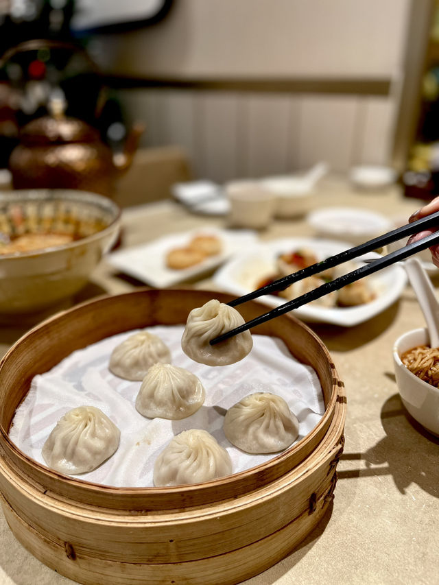 想食上海小籠包點少得。樂天皇朝💫