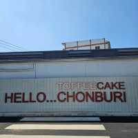 Toffy Cake Chonburi คาเฟ่ ร้านของฝากเจ้าดัง