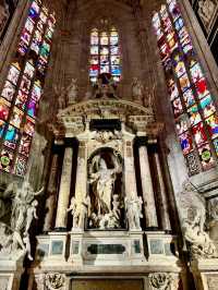 MAJESTIC MILAN | EXPLORING THE ICONIC OF DUOMO DI MILANO