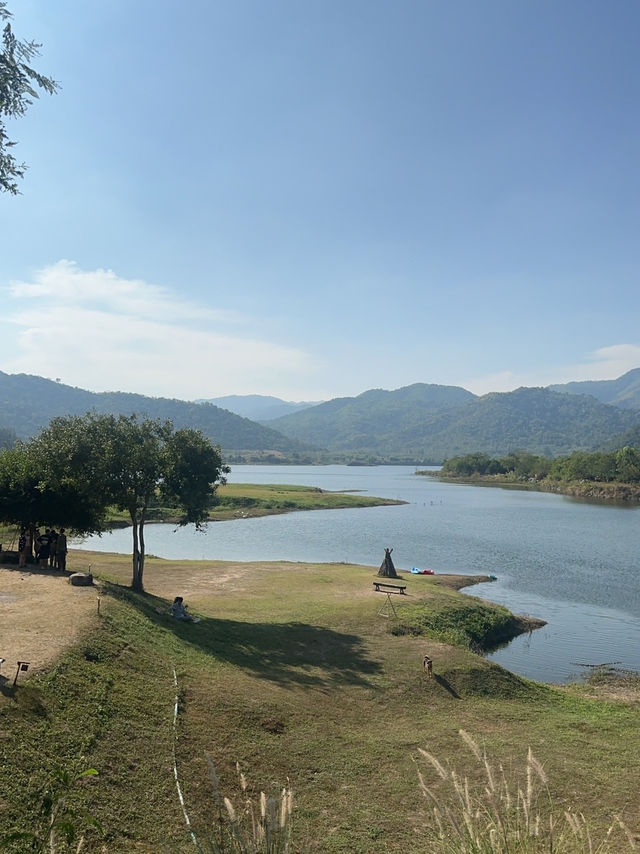 วิวสวยสุดฟิน! ต้องมาเที่ยวภูผาป่าสนสักครั้ง 🌲