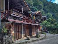 Mae Kampong Village 