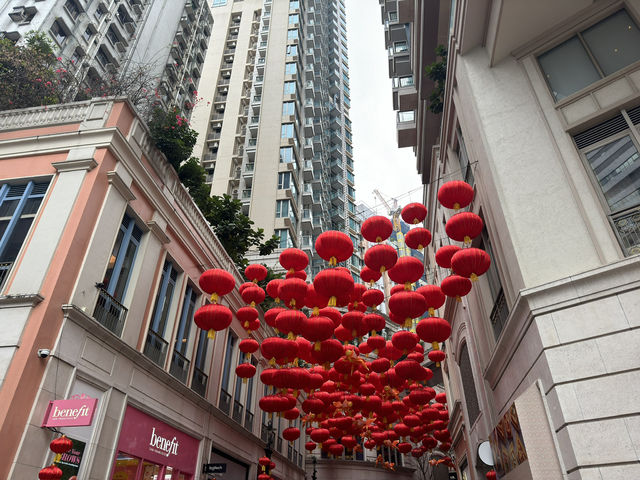 情人節的浪漫之旅：利東街的完美邂逅 💕✨