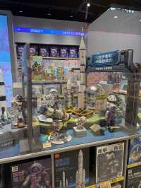 TOPTOY at 1234 space square