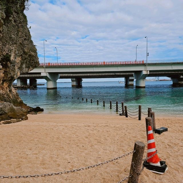 【沖繩】市區中沙灘，無需長途跋涉即可享受陽光與海水