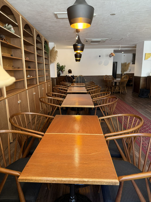 Chill Vibes and Delicious Sweets at "From Afar" Café in Higashimukojima🍓