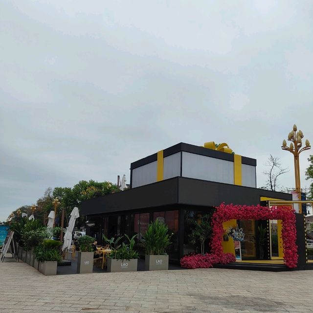 A taste of JOMA cafe : Coffee is a Language in Itself