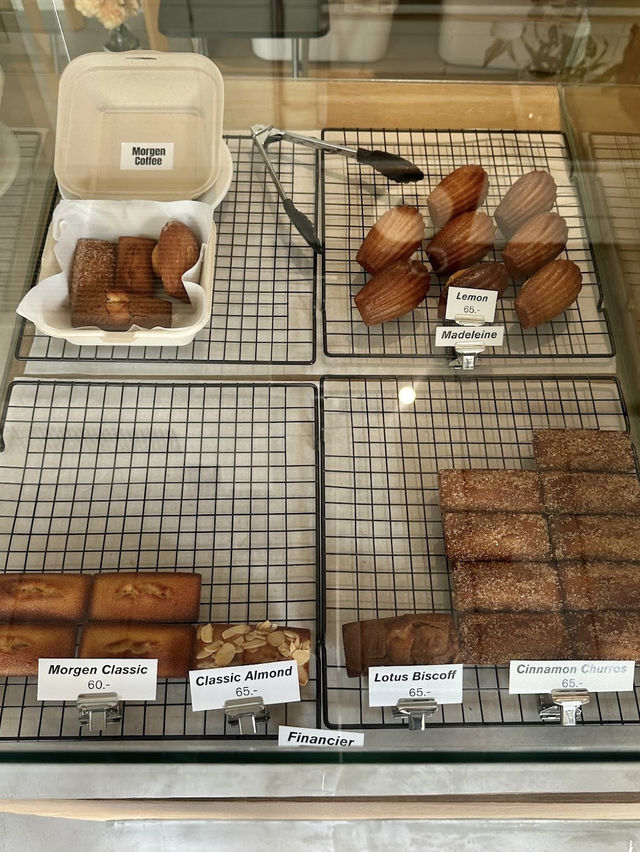 Morgen Coffee ร้านกาแฟสไตล์มินิมอล พร้อมพงษ์