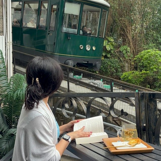 The best view of victoria peak tram