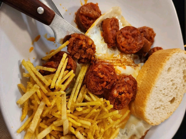 [🇪🇸ロンダ] タパスの宝庫、El Lechuguitaでスペインタパスを味わう！