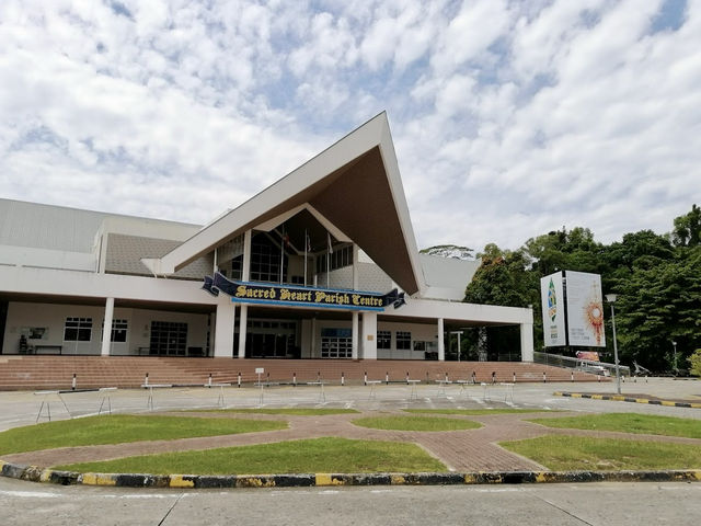 ✨ Sacred Heart Cathedral, Kota Kinabalu: A Timeless Slice of Sabah’s Soul (1949 Edition) ✝️