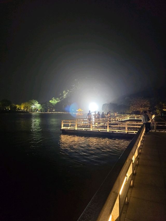 🌟 肇慶七星岩：隱世仙境等你打卡！✨ 夜景同溶洞靚到爆！