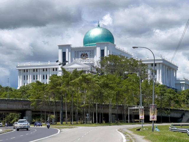 Taking an easy day tour around Kota Kinabalu