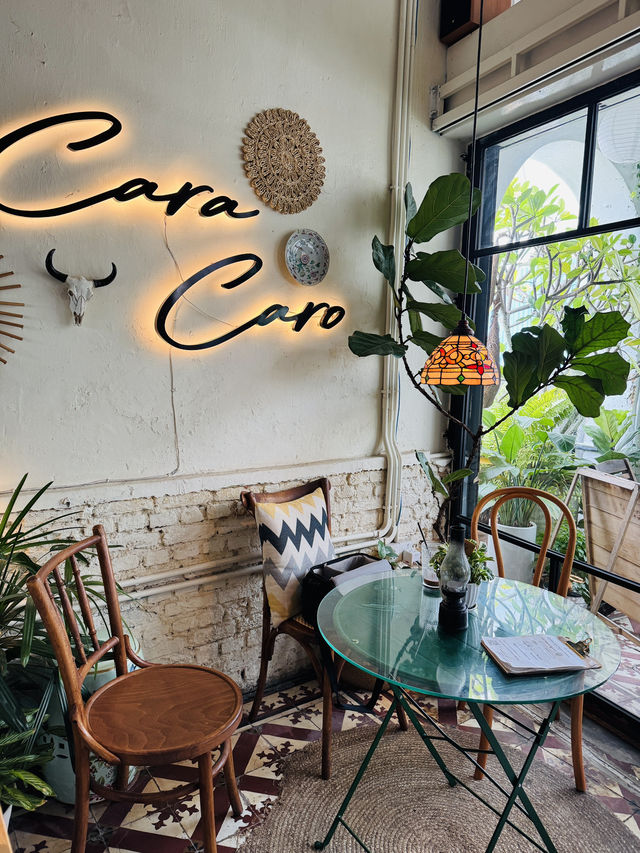 Hidden Garden Café in Georgetown?