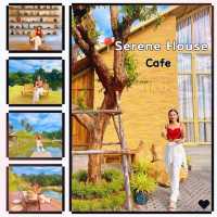 ซีรีน เฮาส์ คาเฟ่