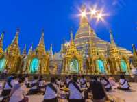 เจดีย์ชเวดากอง (Shwedagon Pagoda)