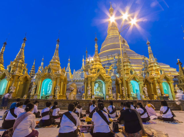 เจดีย์ชเวดากอง (Shwedagon Pagoda)